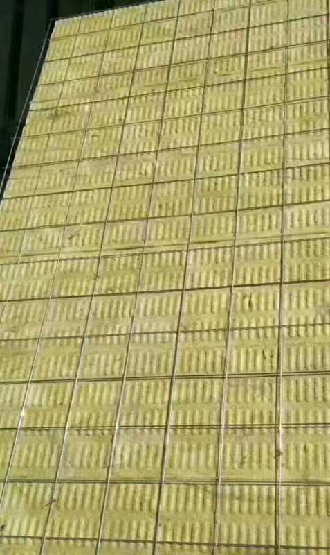 束絲巖棉復(fù)合板